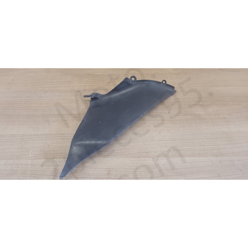 Intérieur de flanc carénage gauche Suzuki GSXR 600 750