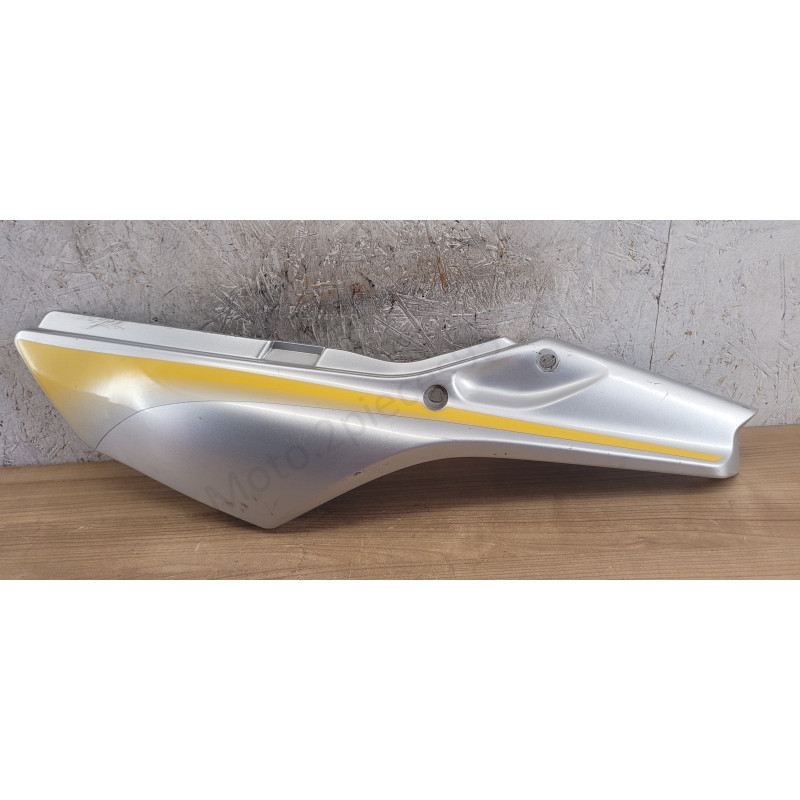 Carénage aile arrière gauche Yamaha TDR 125 De 1993 à 2003