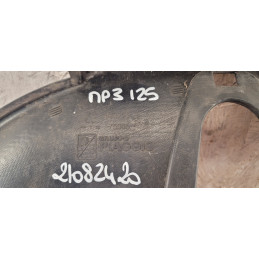 Plastique passage de roue Piaggio MP3