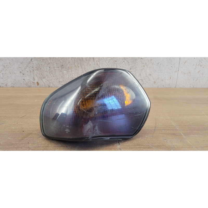 Clignotant arrière droit Piaggio Hexagon 125 150 180 200 LXT 2T De 1994 à 2000