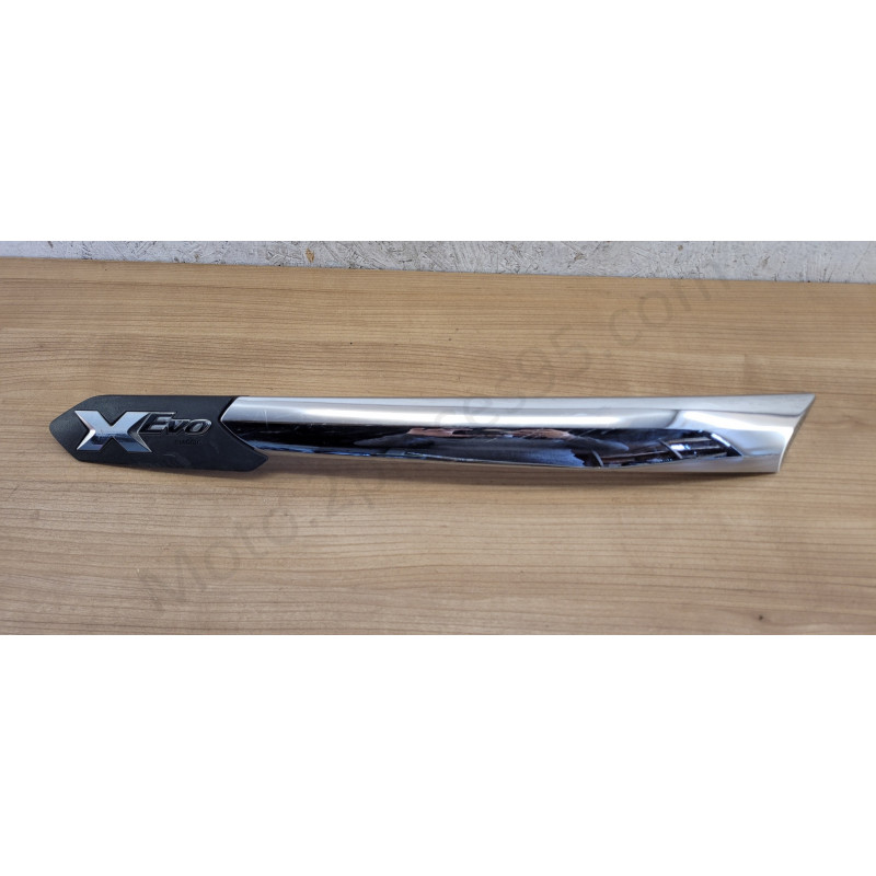 Baguette chrome aile arrière Droite Piaggio XEvo 125 250 400 De 2007 à 2019