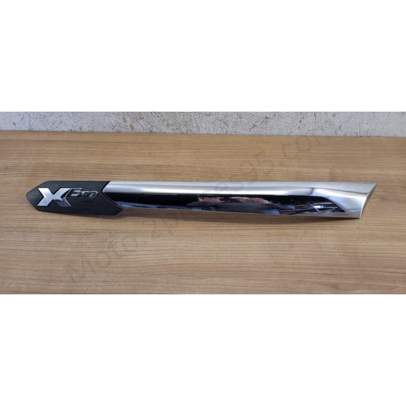 Baguette chrome aile arrière Droite Piaggio XEvo 125 250 400 De 2007 à 2019