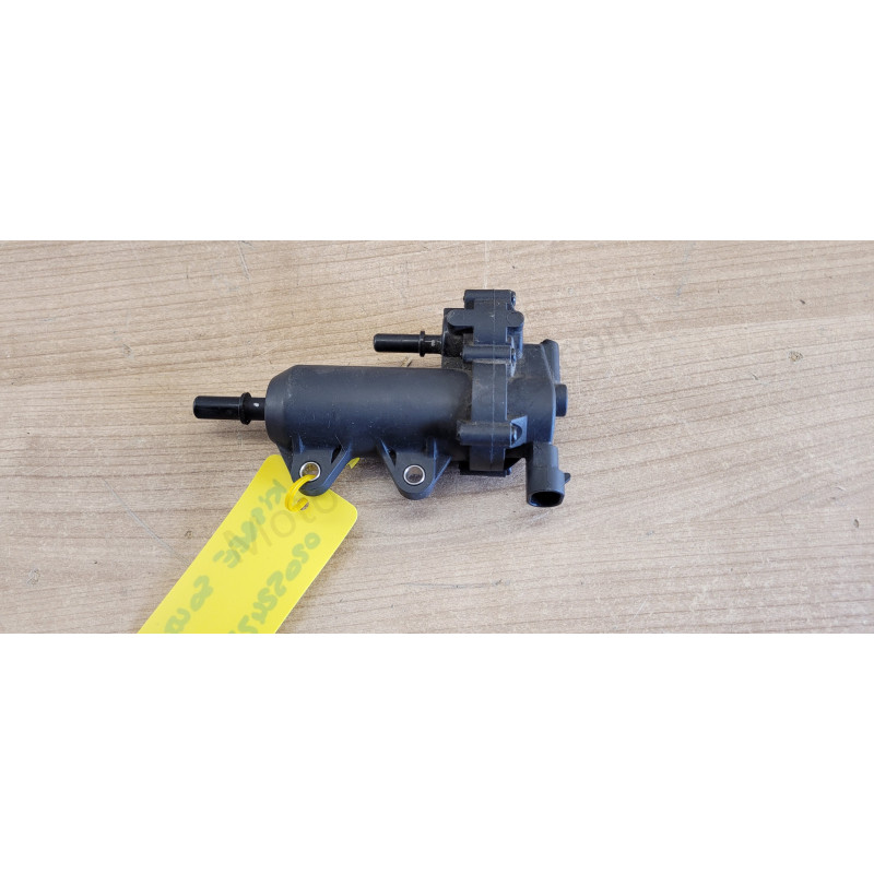 Pompe à essence Peugeot Kisbee 50 2T 4T IE
