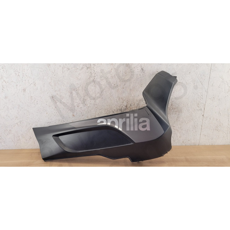 Sabot Bas de caisse droit Aprilia SXR 50 160