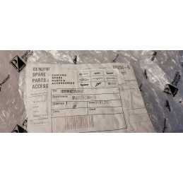 Tablier interieur boite à gants Piaggio Medley 125 150 200
