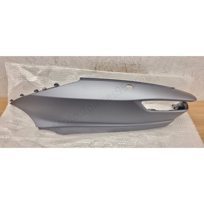 Carénage Aile Gauche Piaggio Mp3