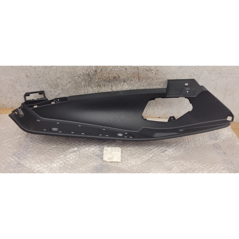 Marche pied Piaggio MP3 300 350 400 500 côté gauche