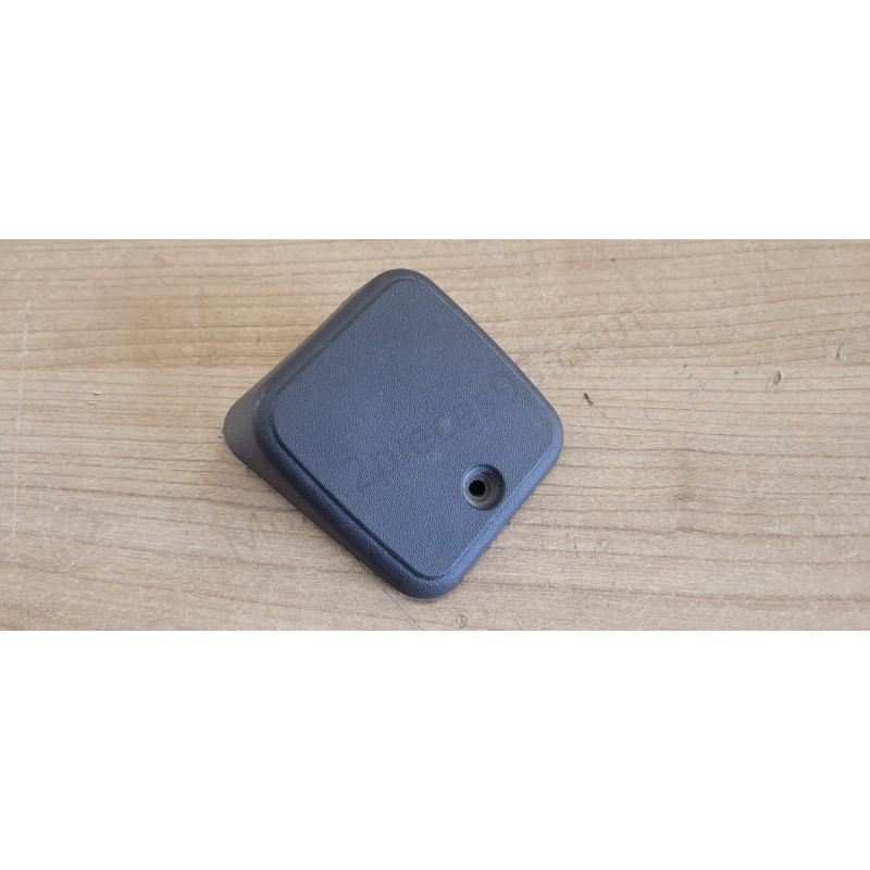 Cache plastique droit maitre cylindre Piaggio MP3
