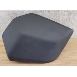 Protection droite Piaggio...