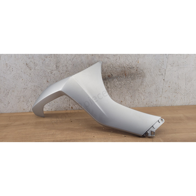 Carénage avant droit Piaggio Beverly