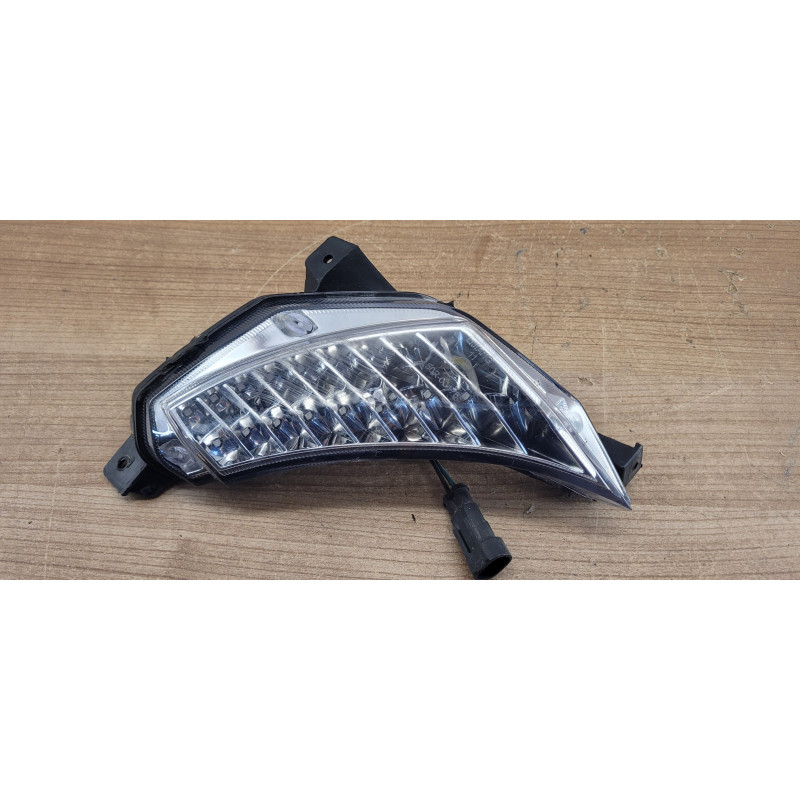 Clignotant droit Keeway Fact Evo 50 4T IE