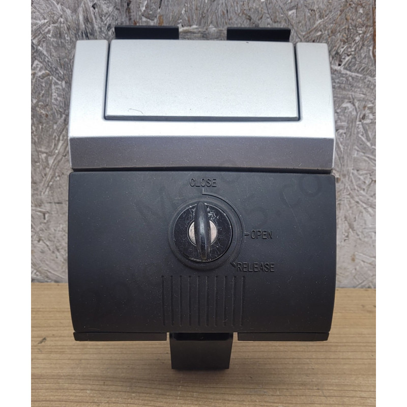 Serrure de top case Piaggio 50L idem Shad SH50