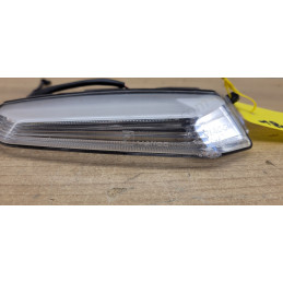 Clignotant avant gauche Piaggio Mp3 400 530