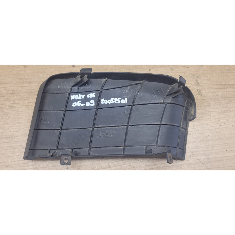 Trappe Batterie Yamaha Xmax