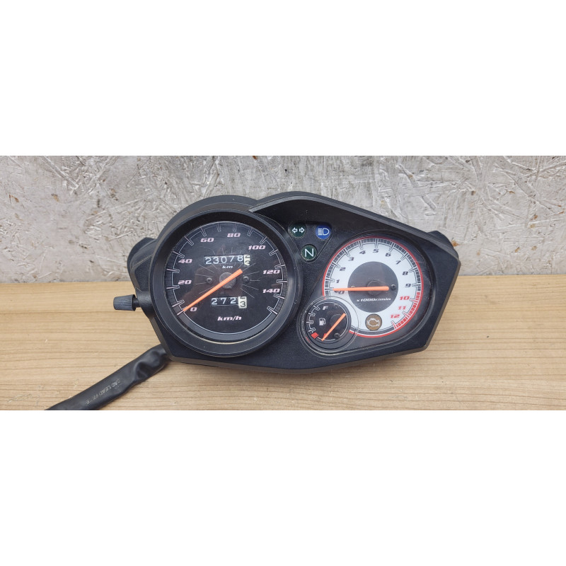 Compteur Honda CBF 125 avec compte tour