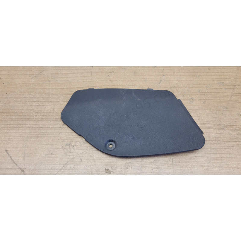 Trappe accès moteur droit Piaggio MP3