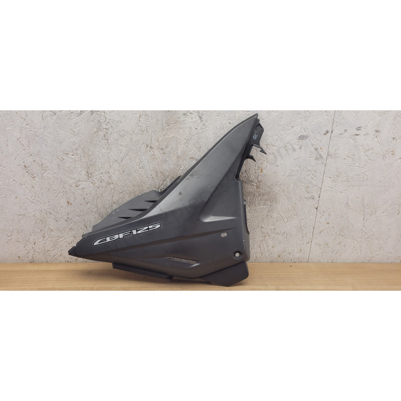 Carénage latéral droit Honda CBF 125
