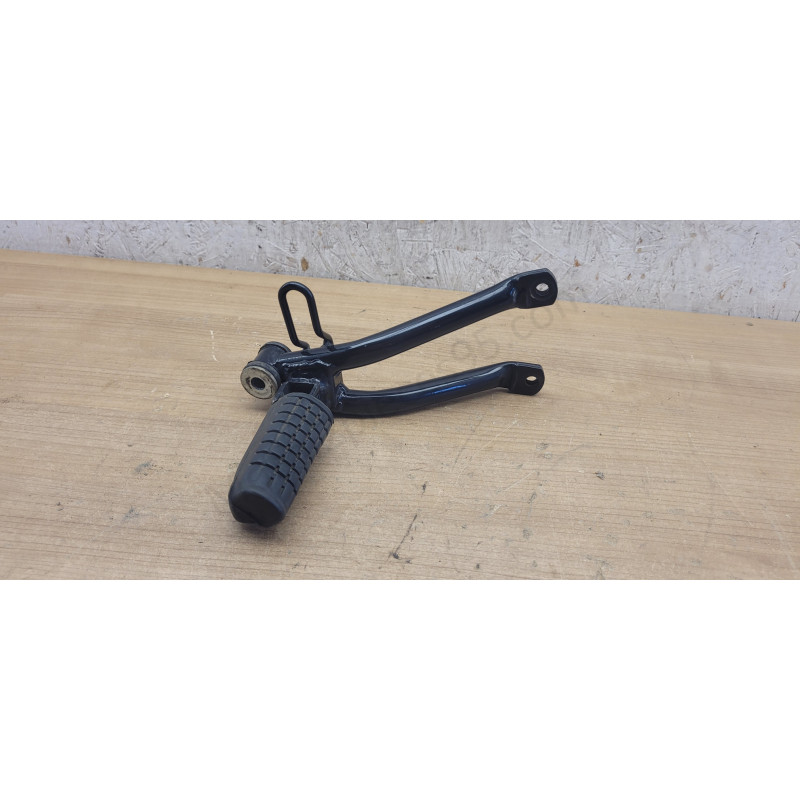 Platine arrière droit Honda CBF 125 De 2009 à 2014