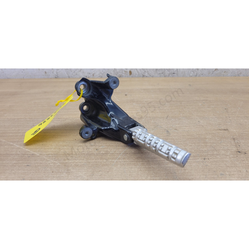 Platine repose pied gauche Yamaha Tmax 530