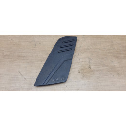 Tapis marche pied droit...
