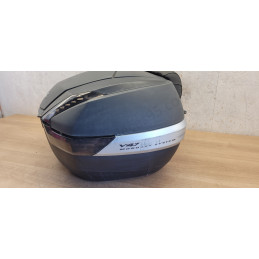 Top case GIVI V47 avec support top case Piaggio Mp3 300 500