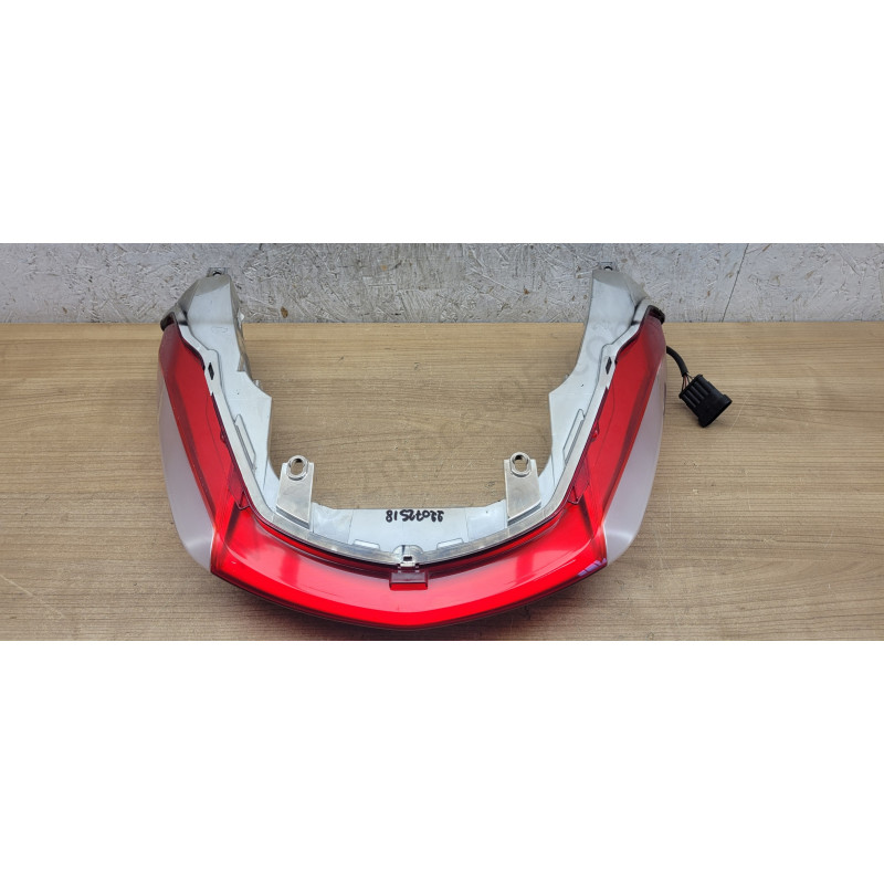 Feu arrière Piaggio Mp3 HPE 400 530