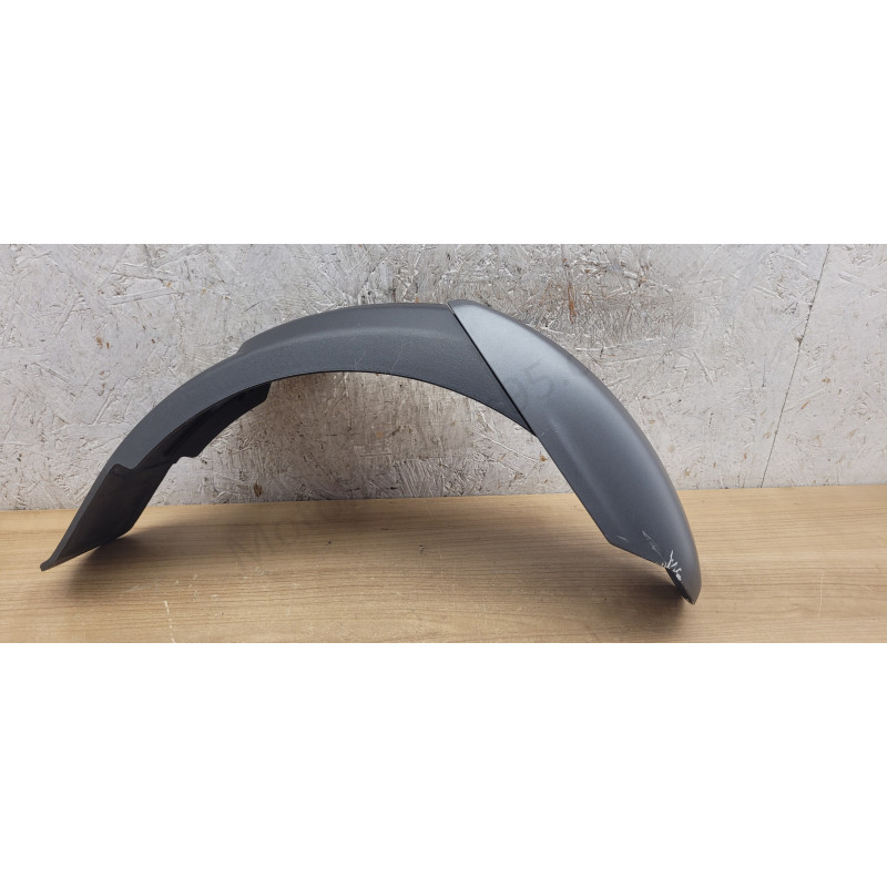 Garde boue droit Piaggio MP3 HPE 300 310 400 530