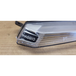 Clignotant avant droit Piaggio Mp3 400 530