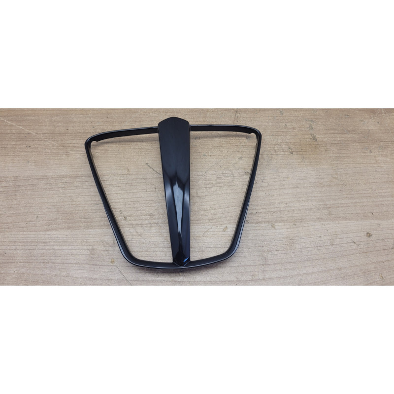 Cache grille de radiateur Piaggio Mp3