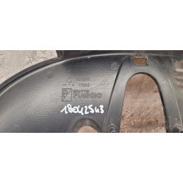 Plastique passage de roue Piaggio MP3