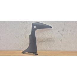 Flanc de carénage gauche...
