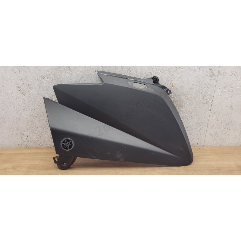 Demi face façade avant gauche Yamaha 530 Tmax