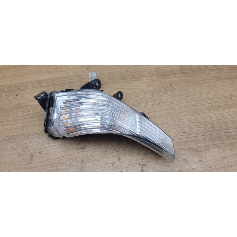 Clignotant avant droit Yamaha TMAX 530