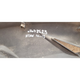 Cache latéral gauche Yamaha Xmax