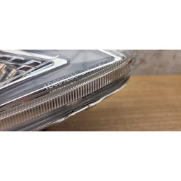 Clignotant avant droit Piaggio Medley 125 150 200