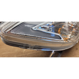 Clignotant avant gauche Piaggio Medley 125 150 200