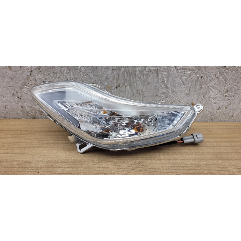 Clignotant avant gauche Piaggio Medley 125 150 200