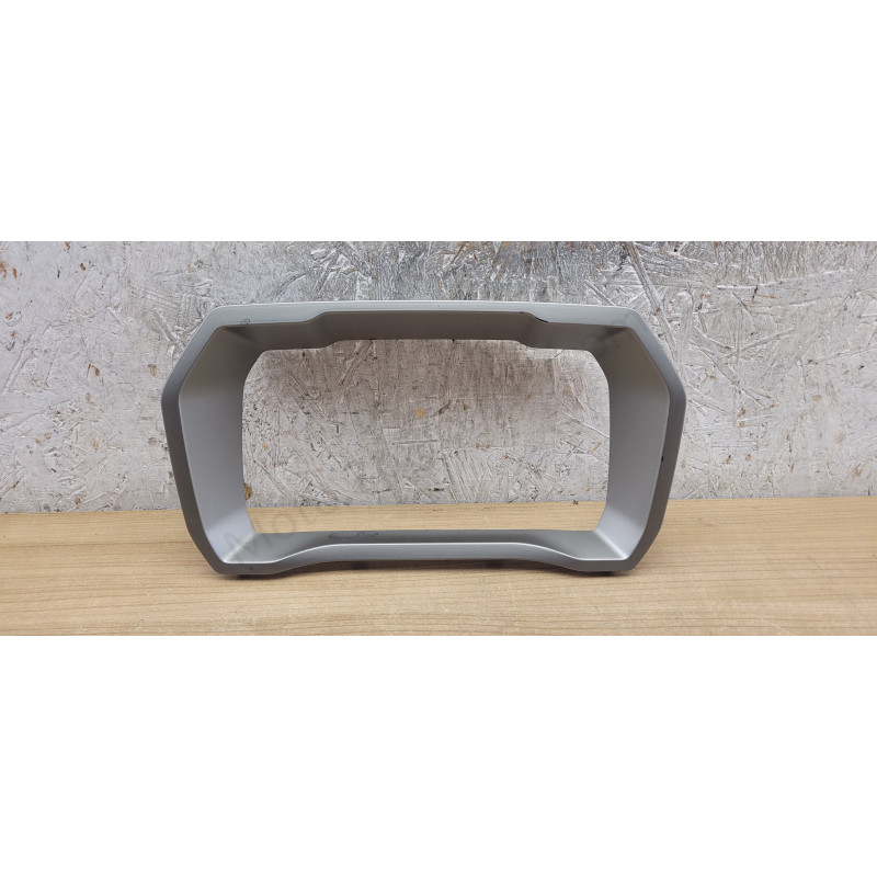 Cadre entourage compteur Piaggio MP3 HPE RST