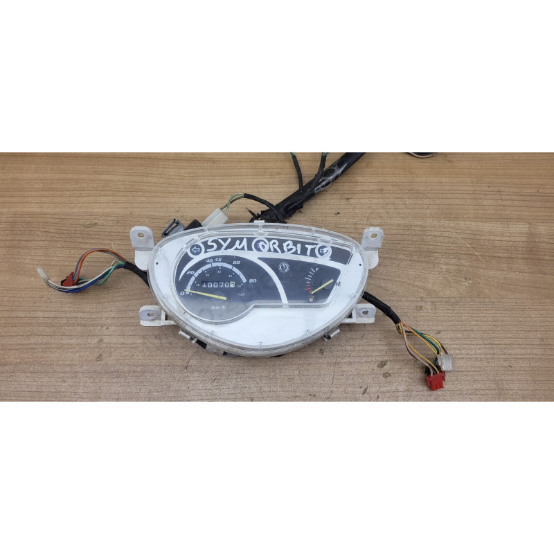 Compteur Sym Orbit 2 4Temps - 10 070 KM