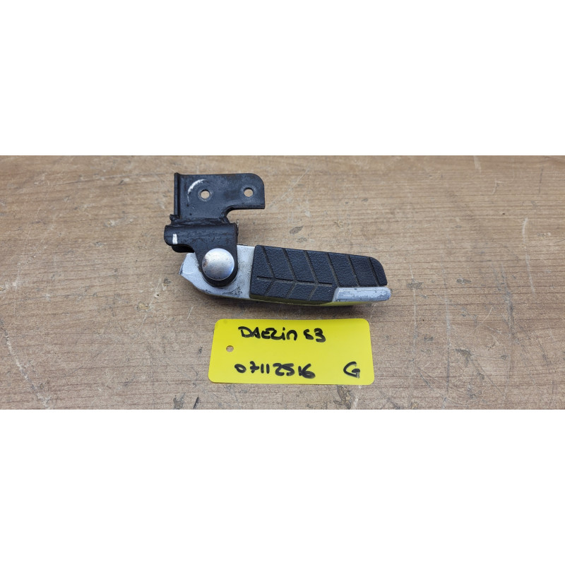 Cale pied gauche Daelim S3 / S3 Touring