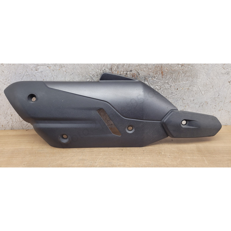 Plaque protection d'échappement Piaggio Mp3 HPE RST 530