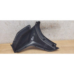 Passage de roue avant gauche Piaggio Mp3 400 530