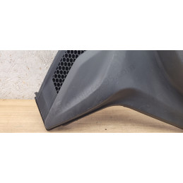 Passage de roue avant droit Piaggio Mp3 400 530