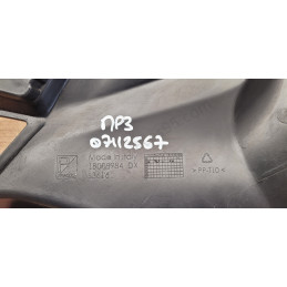 Passage de roue avant droit Piaggio Mp3 400 530