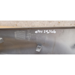 Habillage marche pied droit Piaggio Mp3 400 530