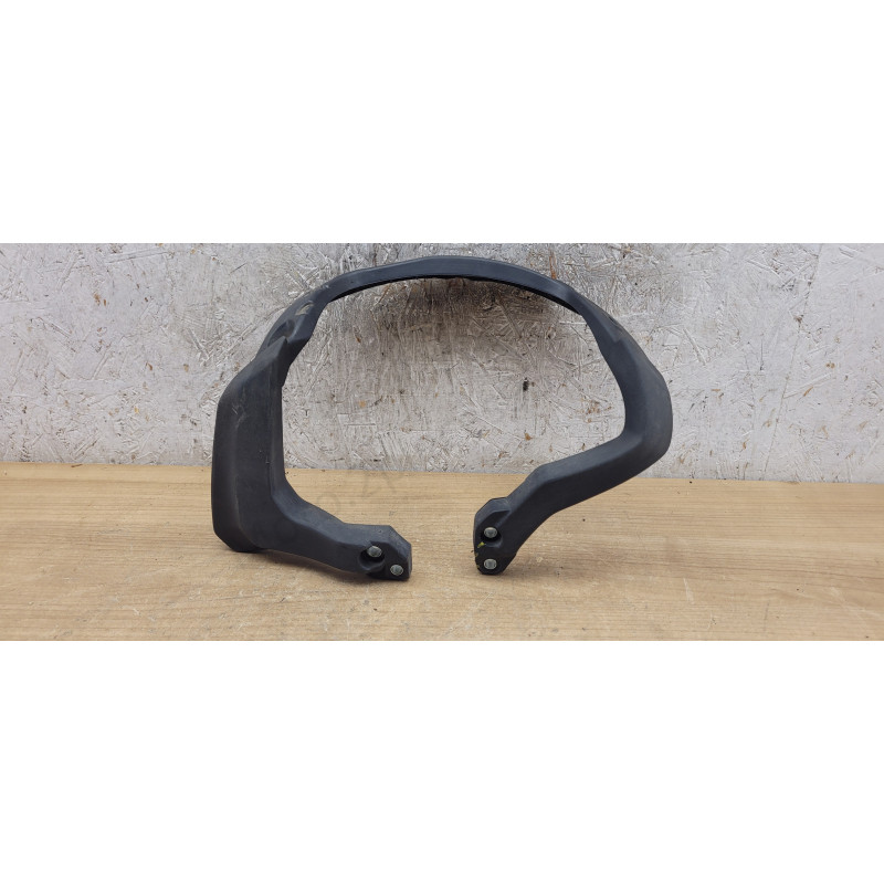 Support de garde boue avant droit Piaggio MP3 300 310 400 530 HPE