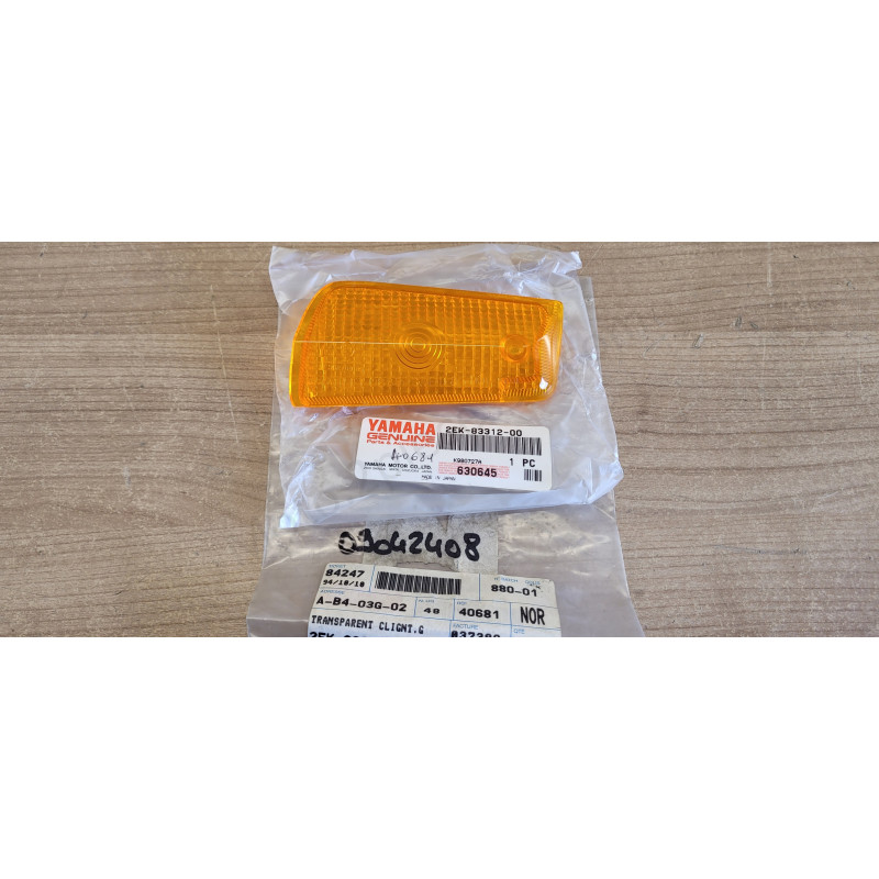 Cabochon clignotant avant gauche Yamaha CG 50 JOG  De 1988
