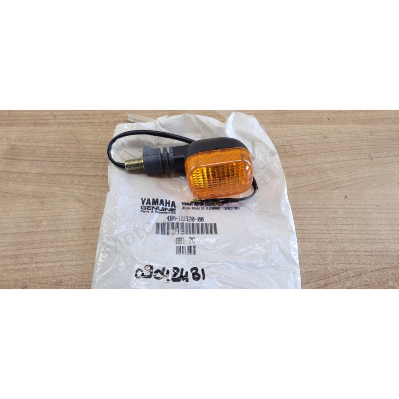 Clignotant avant droit Yamaha TZR 50 MBK Xpower 50