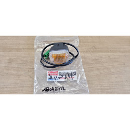Clignotant avant droit Yamaha Slider MBK Stunt Nitro 50