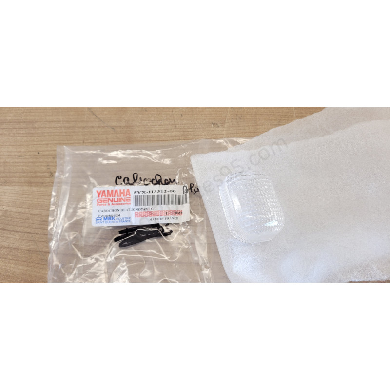 Cabochon clignotant gauche Yamaha Slider MBK Stunt Booster Nitro 50